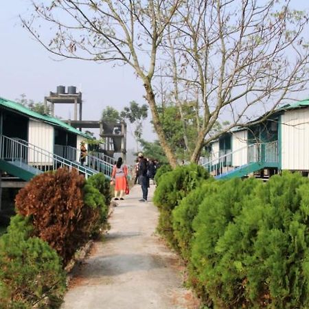 Banani Resort By Wb Inn Gosaba Ngoại thất bức ảnh
