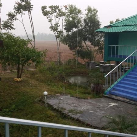 Banani Resort By Wb Inn Gosaba Ngoại thất bức ảnh